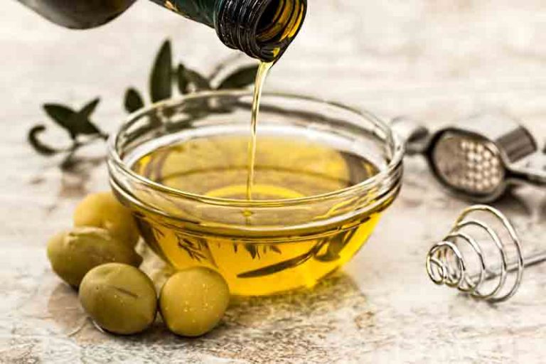 https://mylifediversions.com/wp-content/uploads/2019/08/olive-oil-web-768x512.jpg