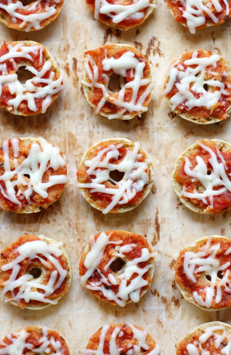 mini pizza bagels vegan super bowl party recipes